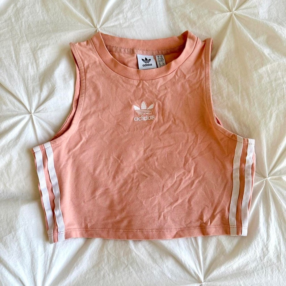 · Adidas • sleeveless crop top
Size:XS